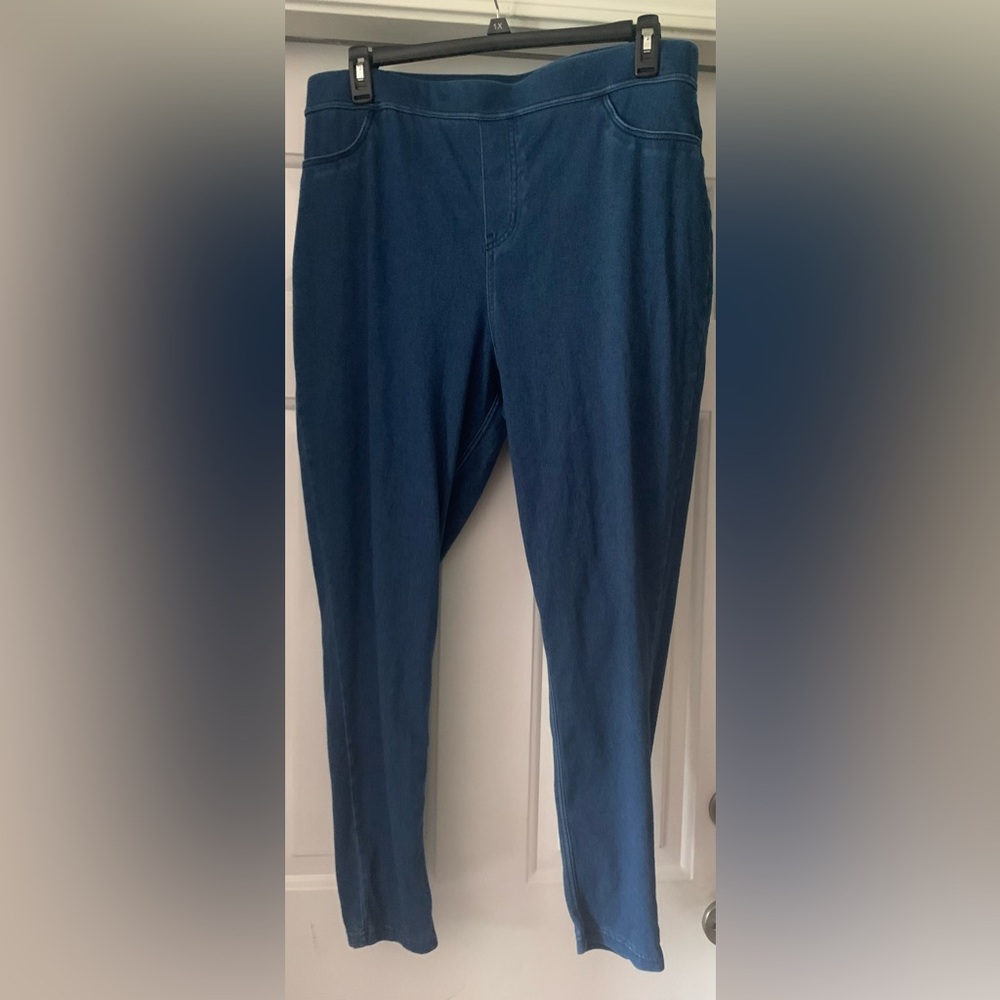 Nine West women’s XXL pull on jeans